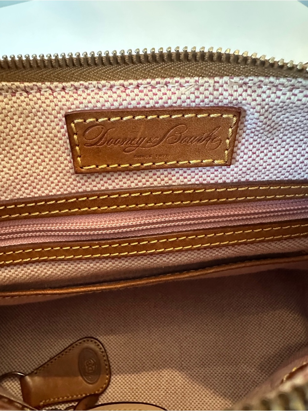 💐 Dooney & Bourke Pink Pebble Grain Leather Hobo Bag - Picture 12 of 16